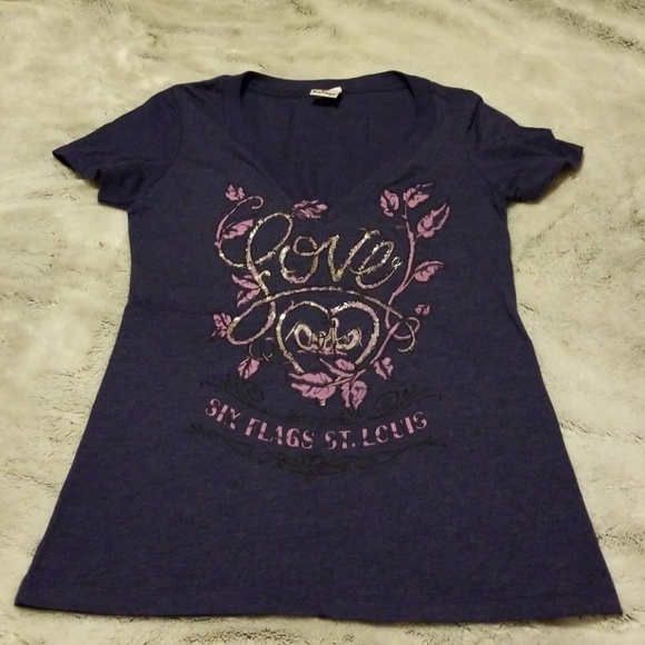 six flags Tops - "Love" "Six Flags St. Louis" purple tshirt